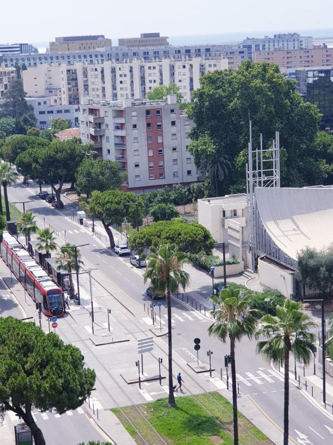 Big Flat Sea Vieuw 95 M2 5 Rooms Near Airport 5 Min Train 3 Min And Tram On Site, Beach 7 Min, 2 Showers And 2 Toilets , Neuf Grand Appartement 95 M2 5 Chambres Proche Aeroport 5 Min Train 3 Min Et Tramway Sur Place, Plage 7 Min 2 Douches Et 2 Wc Vue Nice Buitenkant foto