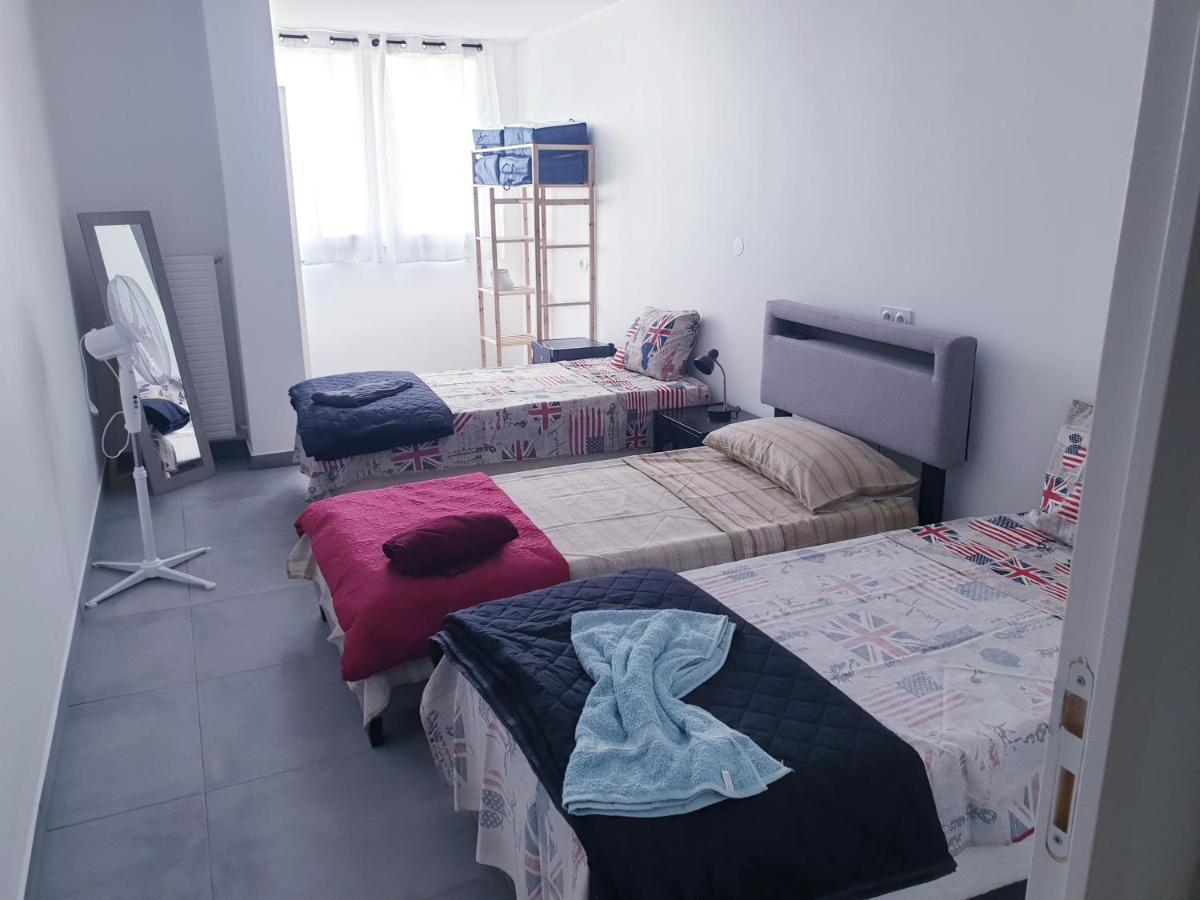Big Flat Sea Vieuw 95 M2 5 Rooms Near Airport 5 Min Train 3 Min And Tram On Site, Beach 7 Min, 2 Showers And 2 Toilets , Neuf Grand Appartement 95 M2 5 Chambres Proche Aeroport 5 Min Train 3 Min Et Tramway Sur Place, Plage 7 Min 2 Douches Et 2 Wc Vue Nice Buitenkant foto