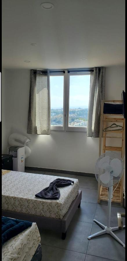 Big Flat Sea Vieuw 95 M2 5 Rooms Near Airport 5 Min Train 3 Min And Tram On Site, Beach 7 Min, 2 Showers And 2 Toilets , Neuf Grand Appartement 95 M2 5 Chambres Proche Aeroport 5 Min Train 3 Min Et Tramway Sur Place, Plage 7 Min 2 Douches Et 2 Wc Vue Nice Buitenkant foto